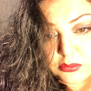 Meet your Posher, Araceli